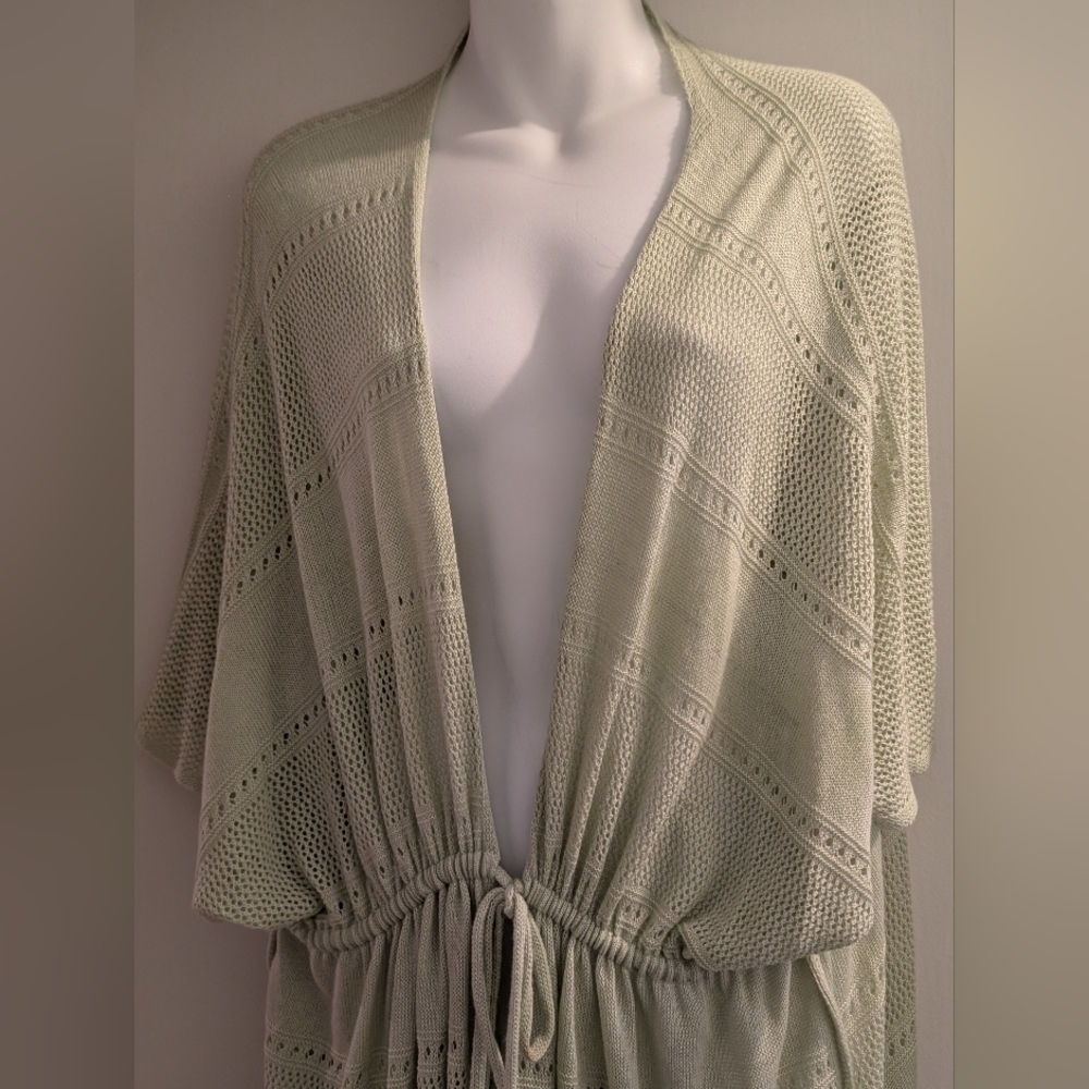 Steve Madden Mint Knit Short Sleeve Cardigan. OS.